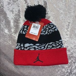 Jordan Beanie W Puff